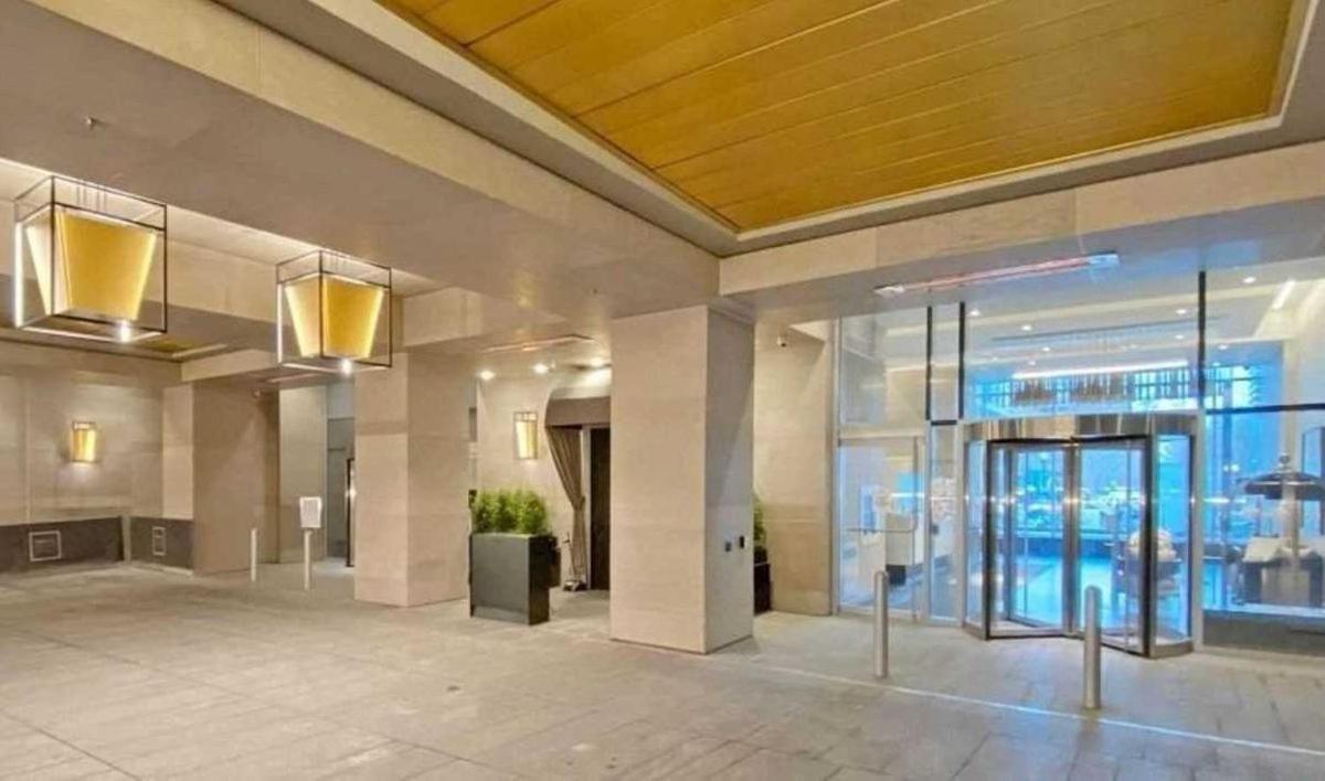 2 Bedroom Plus Den Condo Toronto Kültér fotó