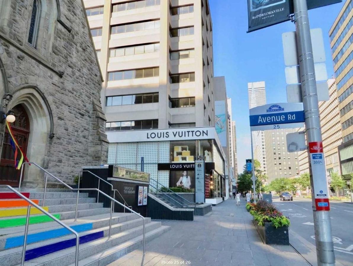 2 Bedroom Plus Den Condo Toronto Kültér fotó